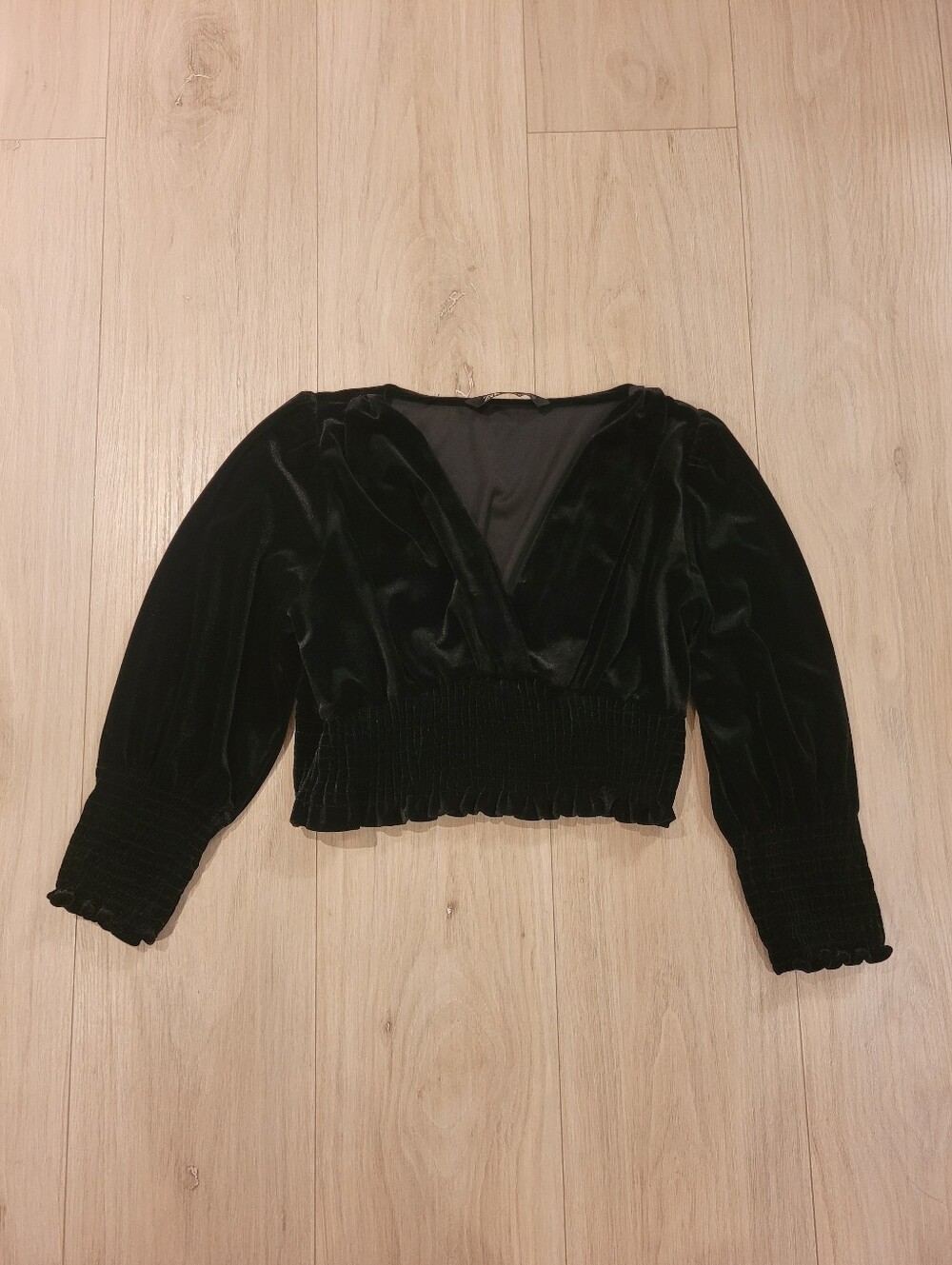 ZARA | Velvet Cropped Blouse Long Sleeve Top | Sz. XS